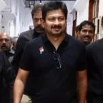 எதிர்க்கட்சி தலைவர் உதயநிதி ஸ்டாலின் செய்தியாளர்களை சந்திக்கும் காட்சி