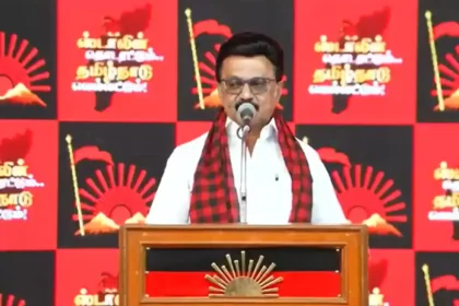 திமுக தலைவர் மு.க.ஸ்டாலின் செய்தியாளர் சந்திப்பில் பேசுகிறார்