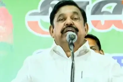 அதிமுக பொதுச்செயலாளர் எடப்பாடி பழனிசாமி