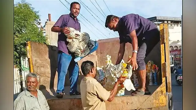 நாகர்கோவிலில் பறிமுதல் செய்யப்பட்ட பிளாஸ்டர் ஆப் பாரிஸ் விநாயகர் சிலைகள்
