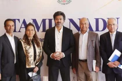 தமிழக முதலமைச்சர் விஜய் லண்டன் பயணத்தை முடித்து சென்னை திரும்புகிறார்