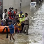 நிபுணர் குழு கூட்டம் அல்லது பரிந்துரை ஆவணத்தை சுட்டிக்காட்டும் காட்சி