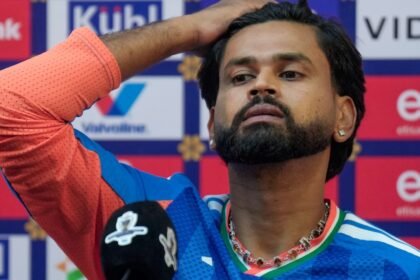 இந்திய கிரிக்கெட் அணியின் கேப்டன் ஸ்ரேயாஸ் ஐயர் செய்தியாளர் சந்திப்பில் பேசுகிறார்