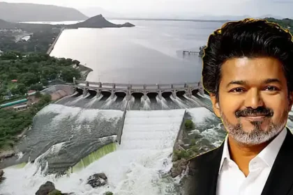 தமிழக முதல்வர் விஜய் மேட்டூர் அணையில் இருந்து தண்ணீர் திறந்து வைக்கும் காட்சி