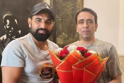 மத்திய அமைச்சர் ஜெயந்த் சவுத்ரியுடன் கிரிக்கெட் வீரர் முகமது ஷமி