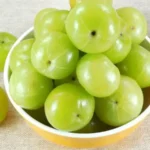 நெல்லிக்காய் பழங்கள் மற்றும் அதன் சாறு