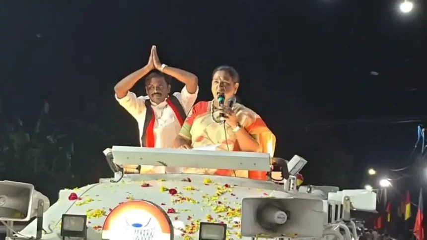 பிரேமலதா விஜயகாந்த் தேர்தல் பிரச்சாரத்தில் பேசுகிறார்