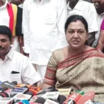 தேமுதிக பொதுச்செயலாளர் பிரேமலதா விஜயகாந்த் செய்தியாளர்களைச் சந்திக்கும் காட்சி