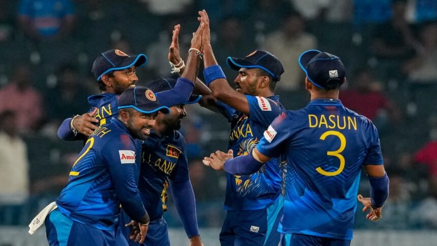 இலங்கை கிரிக்கெட் அணி வீரர்கள் வெற்றிக் கொண்டாட்டம்