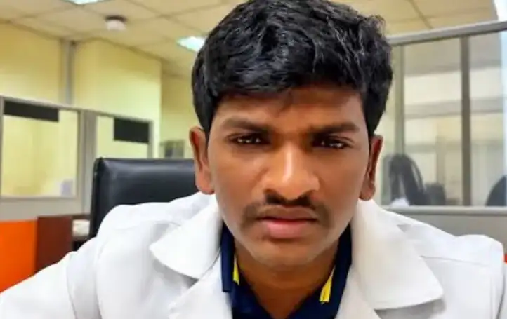 மலேசியாவில் படிக்கும் மாணவர் பாரதிதாசனுக்கு கல்வி உதவித்தொகை விடுவிப்பு