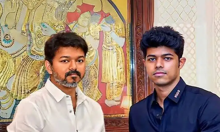 நடிகர் விஜய் நடித்த திருப்பாச்சி திரைப்பட போஸ்டர்