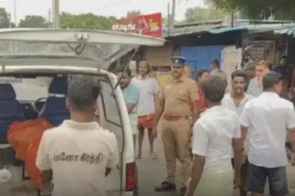 திருச்சி சமயபுரம் டாஸ்மாக் கடை அருகே கொலை சம்பவம் நடந்த இடம்