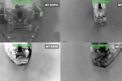 அமெரிக்க ராணுவத்தால் அழிக்கப்பட்ட ஈரான் எண்ணெய் கப்பல்கள்
