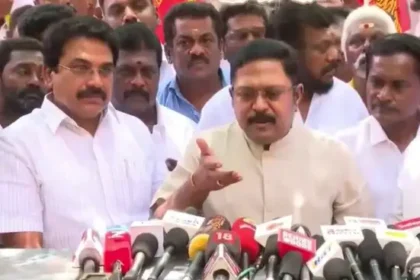 அமமுக பொதுச்செயலாளர் டிடிவி தினகரன் செய்தியாளர்களிடம் பேசுகிறார்