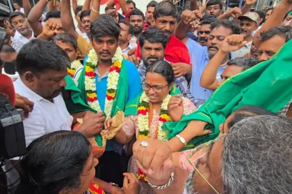 கோவை மத்திய சிறையில் இருந்து விடுவிக்கப்பட்ட நாம் தமிழர் கட்சி நிர்வாகி கார்த்திகா