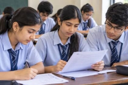 சிபிஎஸ்இ தேர்வு அட்டவணை குறித்த அறிவிப்பு