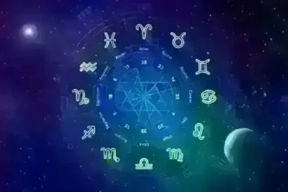 ஜோதிடர் ராசிபலன் கணிப்புகளை விளக்கும் காட்சி