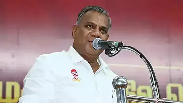 தமிழக ஊரக வளர்ச்சி மற்றும் நீர்வளத்துறை அமைச்சர் கே.கே.எஸ்.எஸ்.ஆர். ராமச்சந்திரன் மாநாட்டில் பேசுகிறார்