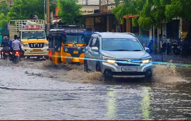 தமிழகத்தில் கனமழை எச்சரிக்கை விடுக்கப்பட்ட மாவட்டங்களின் வரைபடம்