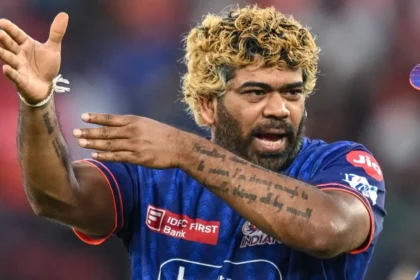 மும்பை இந்தியன்ஸ் அணியின் பயிற்சியாளர்கள் விலகல் குறித்த செய்தி