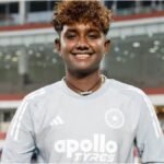 மதுரை வீராங்கனை ஜி. கமாலினி குஜராத் ஜெயிண்ட்ஸ் அணியால் ஏலத்தில் எடுக்கப்பட்டார்